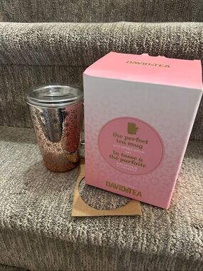 David’s tea Pink & Gold Tea Mug with Infuser and Lid